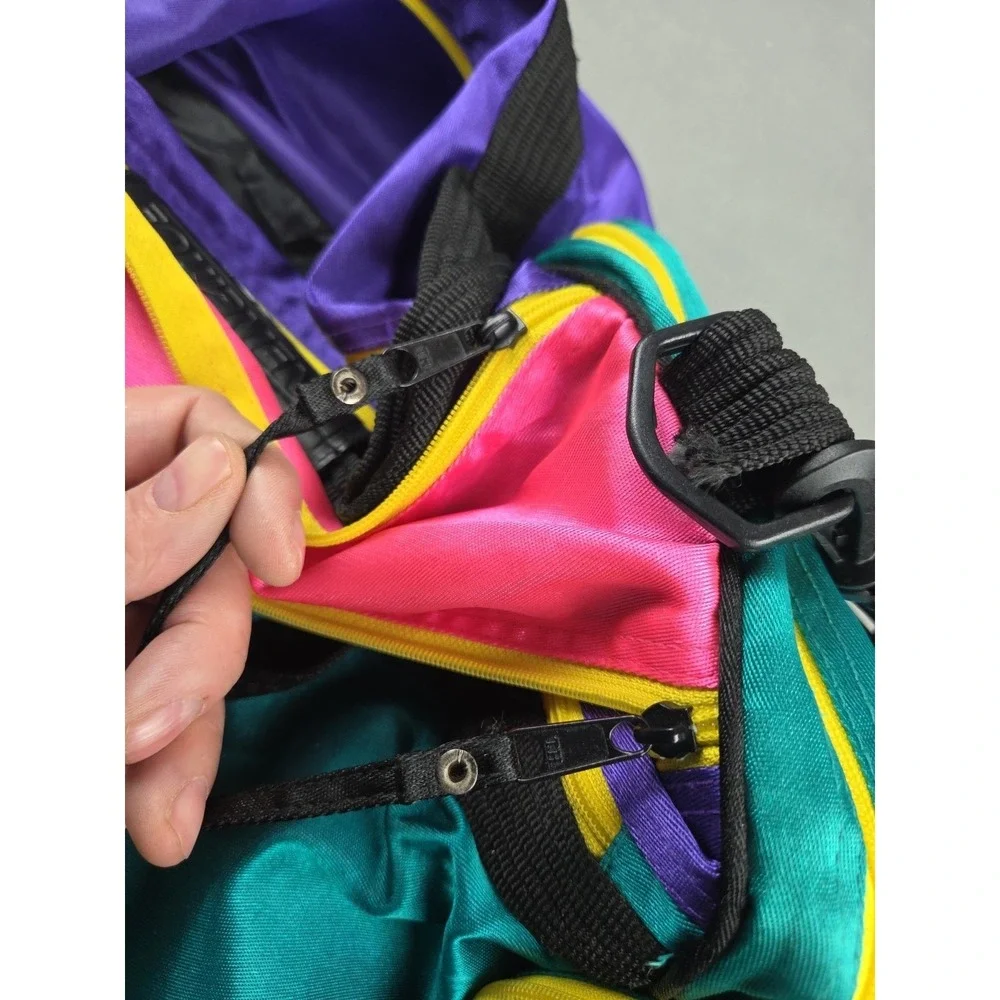 Vintage 80s LA Gear Duffle Bag  Neon Color Block Mesh 18"x9"x9" - Picture 14 of 16